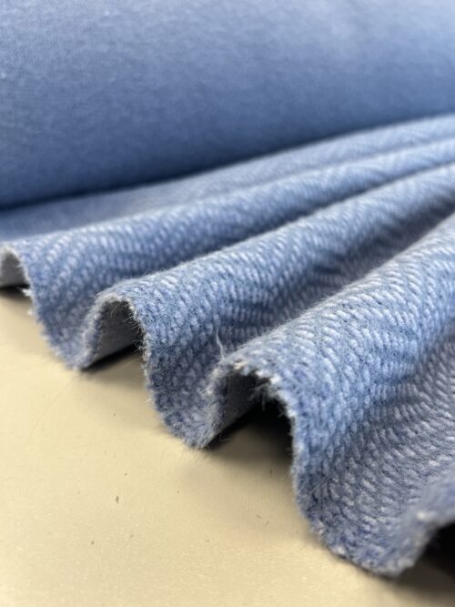 Storas trikotažas (20 DV 0000)