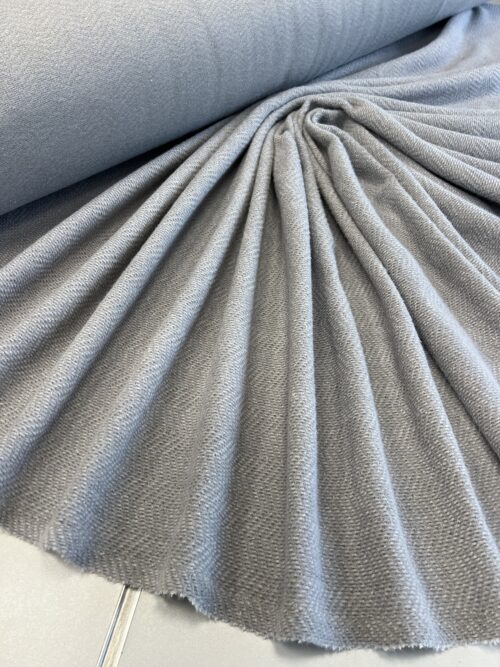 IMG_2480 Storas trikotažas (pilka) (20 DV 0001)