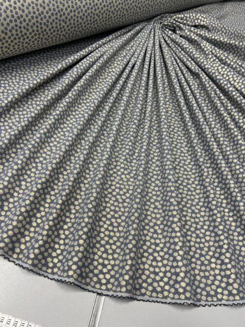 IMG_2612 Žakardas su medvilne (10 FB 0004)