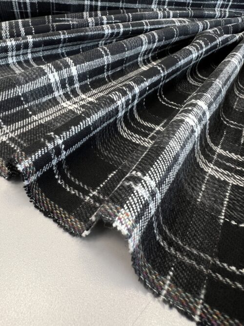 Languotas audinys su vilna ir viskoze (12 FB 0012)