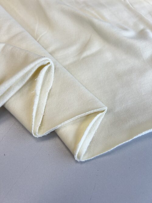 Trikotažas su pūkeliu (10 ODR 0009)