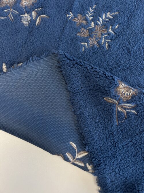 Siuvinėtas “Teddy” audinys (18 KN 0001)