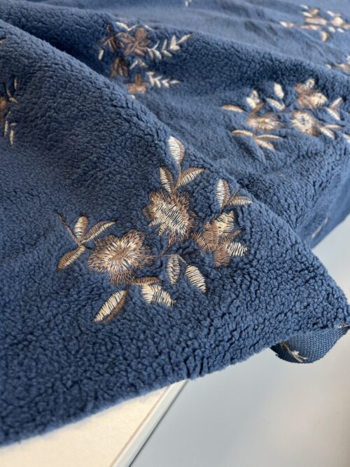 Siuvinėtas “Teddy” audinys (18 KN 0001)