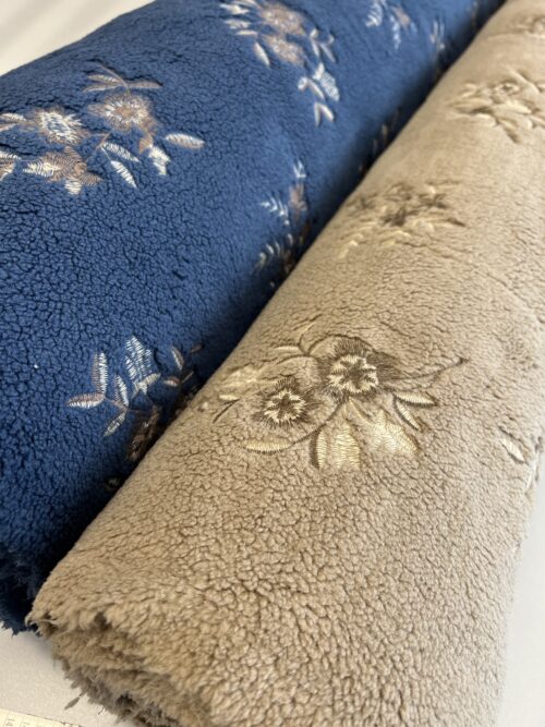 Siuvinėtas “Teddy” audinys (18 KN 0001)