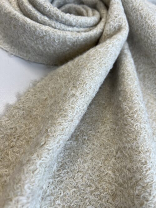 IMG_1559 “Bukle” tipo audinys (24 KN 0002)