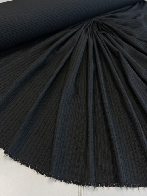 IMG_1749 Žakardinis pusvilnės audinys (12-0015)