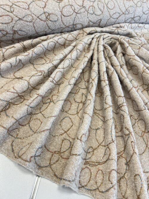 Siuvinėtas bukle audinys (26 KN 0005)