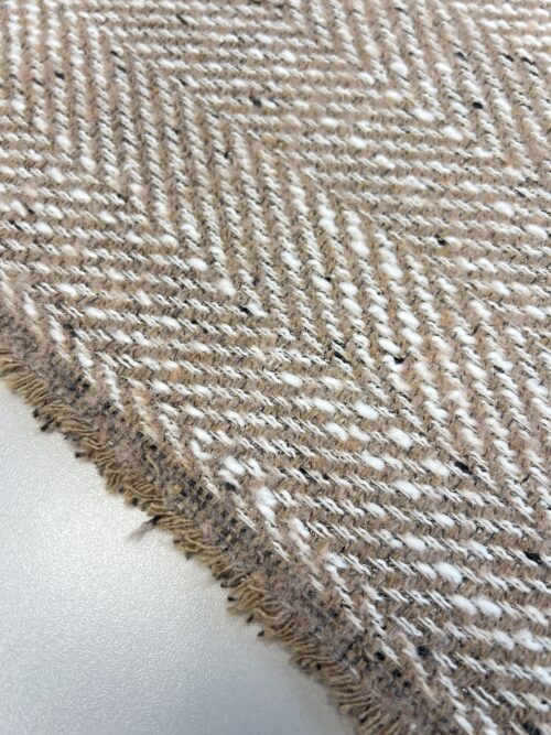 IMG_2756 Audinys su vilna (22 KN 0000)