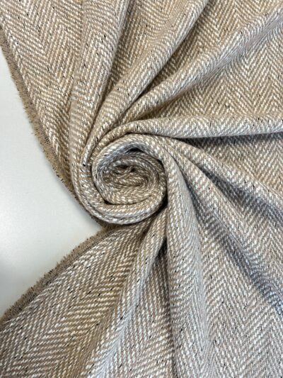 Audinys su vilna (22 KN 0000)