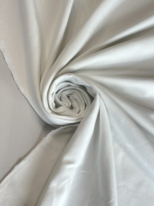 IMG_3957 Trikotažas su pūkeliu (10 ODR 0012)