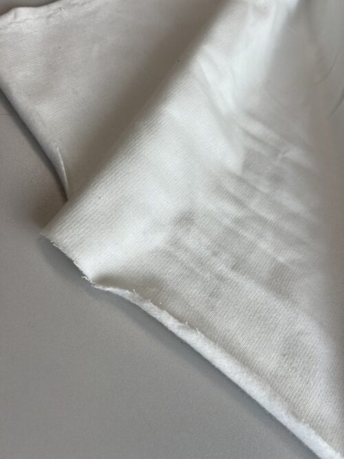 IMG_3962 Trikotažas su pūkeliu (10 ODR 0012)