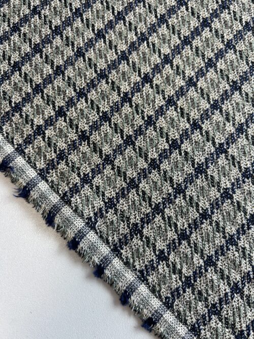 IMG_4556 Tvido audinys su viskoze (9 NEM 0005)