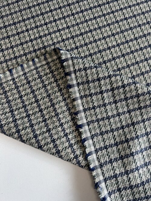 IMG_4557 Tvido audinys su viskoze (9 NEM 0005)