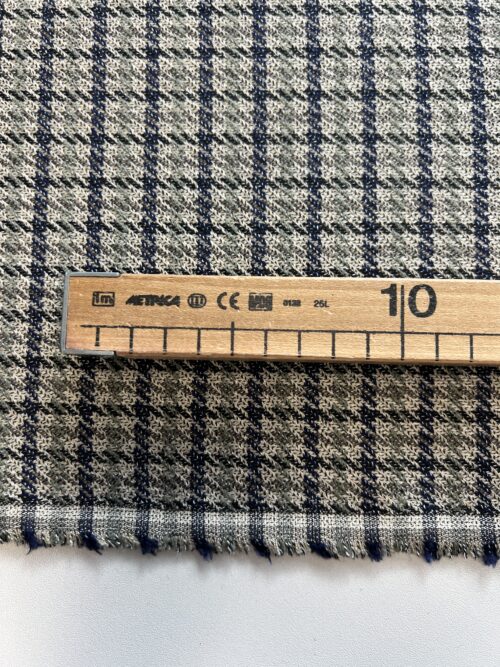 IMG_4560 Tvido audinys su viskoze (9 NEM 0005)