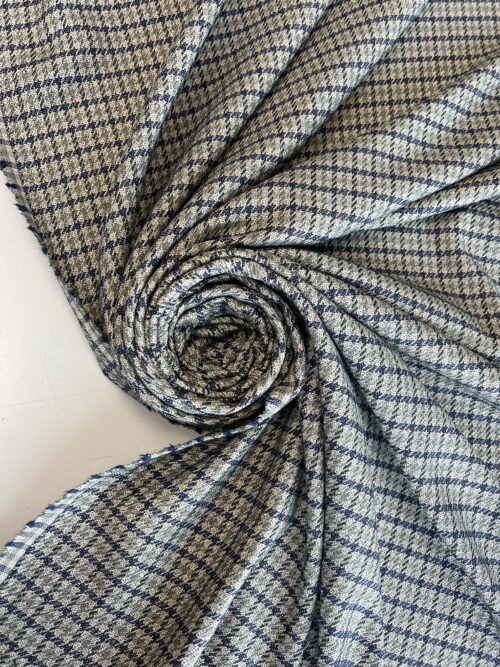 IMG_4563 Tvido audinys su viskoze (9 NEM 0005)